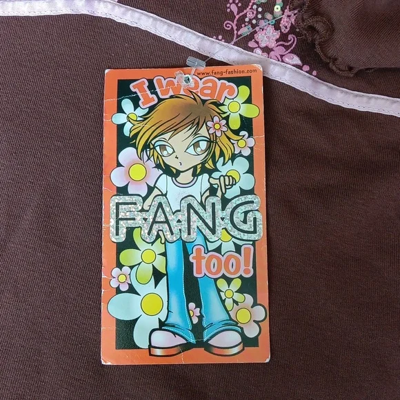 NWT  FANG Brown Top with Pink Floral Accents - Picture 6 of 8